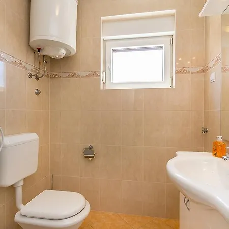 Marich Apartment *