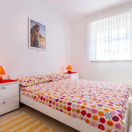 Apartment Marich *
